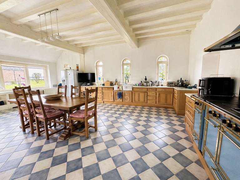Maison Forges-les-Eaux - 1 chambre - 390m²