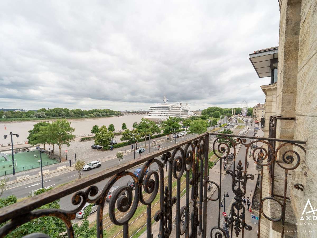 House Bordeaux