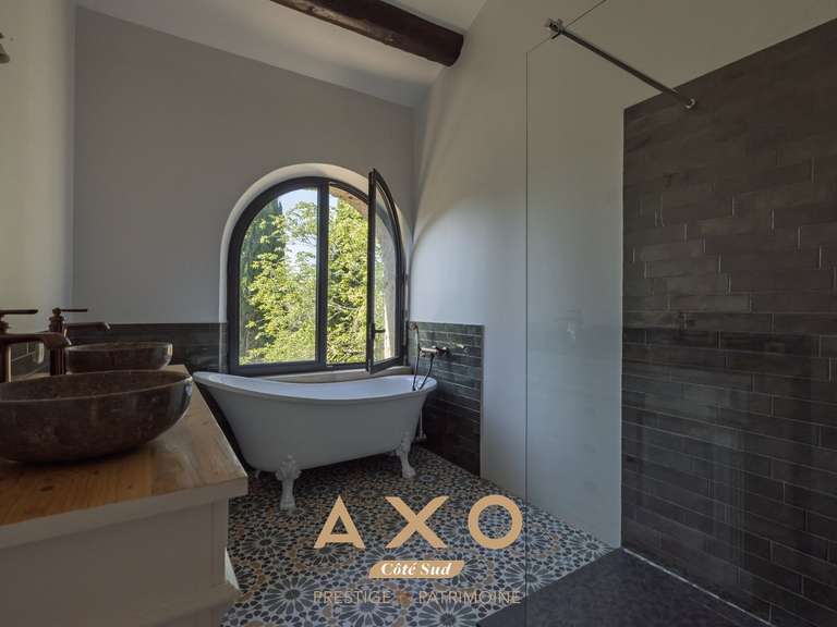 Maison Saint-Ambroix - 11 chambres - 650m²