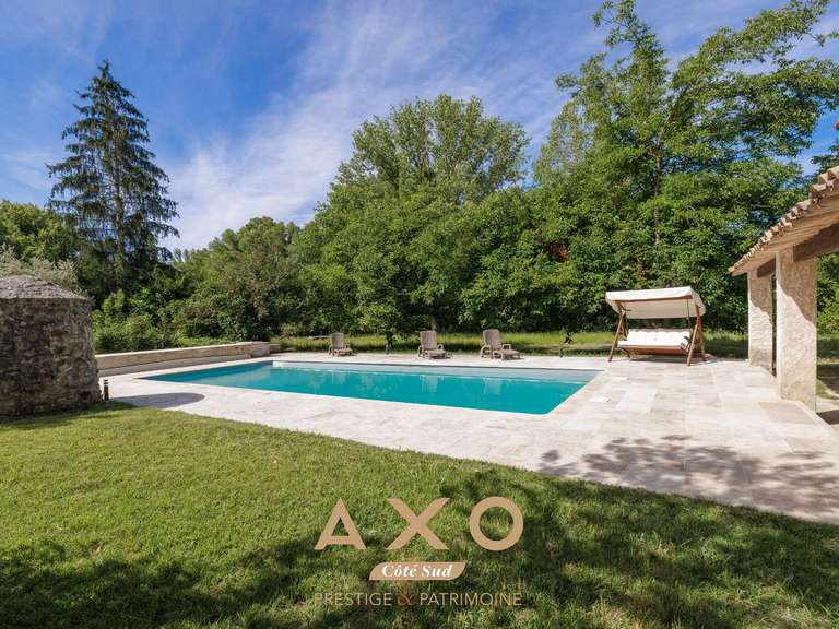 House Lurs - 8 bedrooms - 518m²