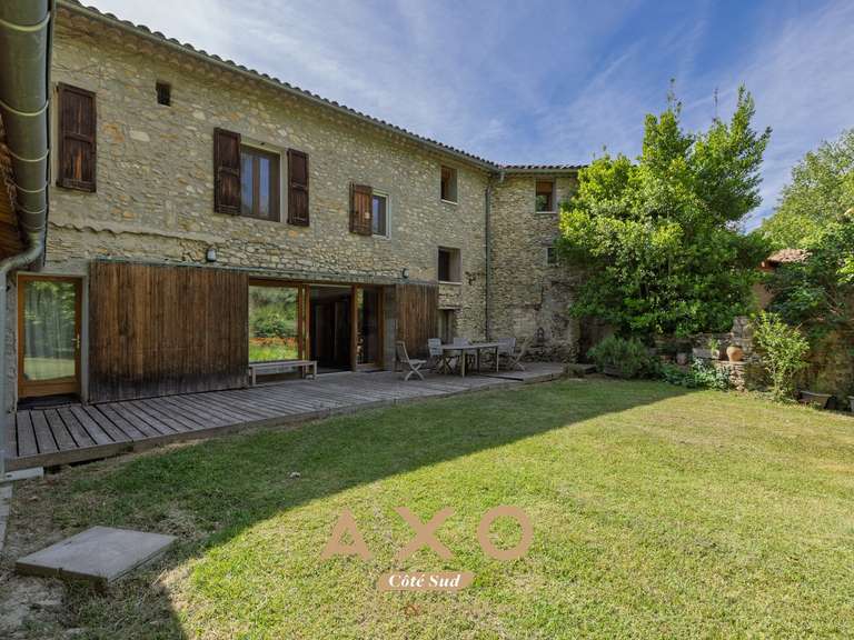 House Lurs - 8 bedrooms - 518m²