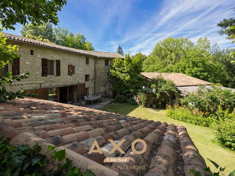 House Lurs - 8 bedrooms - 518m²