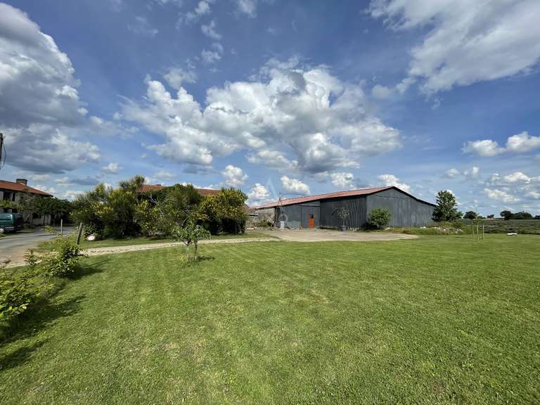 Maison Les Brouzils - 3 chambres - 147m²
