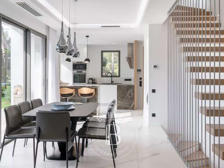 Villa Saint-Raphaël - 4 chambres - 170m²