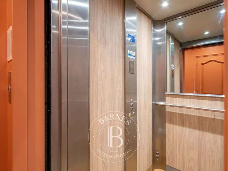 Villa Mandelieu-la-Napoule - 4 chambres - 289m²