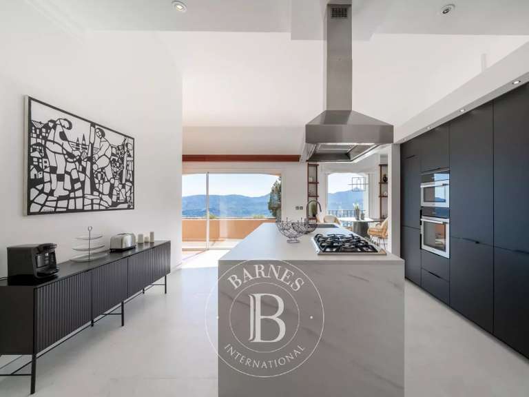 Villa Mandelieu-la-Napoule - 4 chambres - 289m²