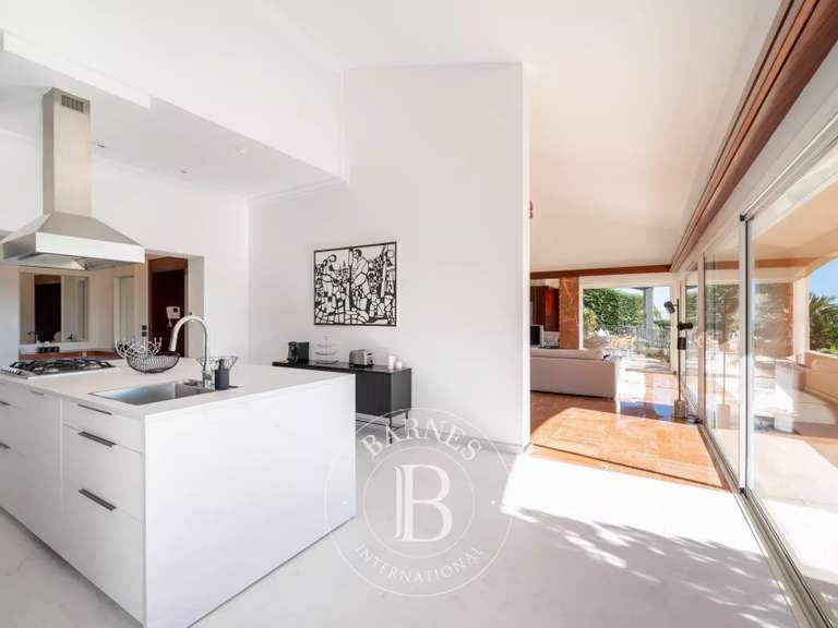 Villa Mandelieu-la-Napoule - 4 chambres - 289m²