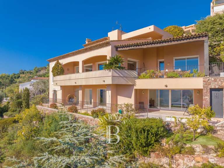 Villa Mandelieu-la-Napoule - 4 chambres - 289m²