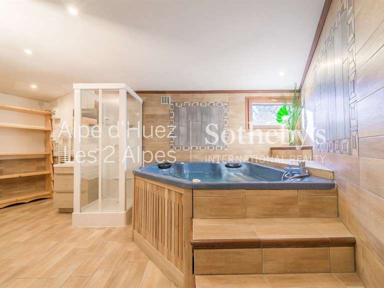 Chalet Les deux-alpes - 6 chambres - 420m²