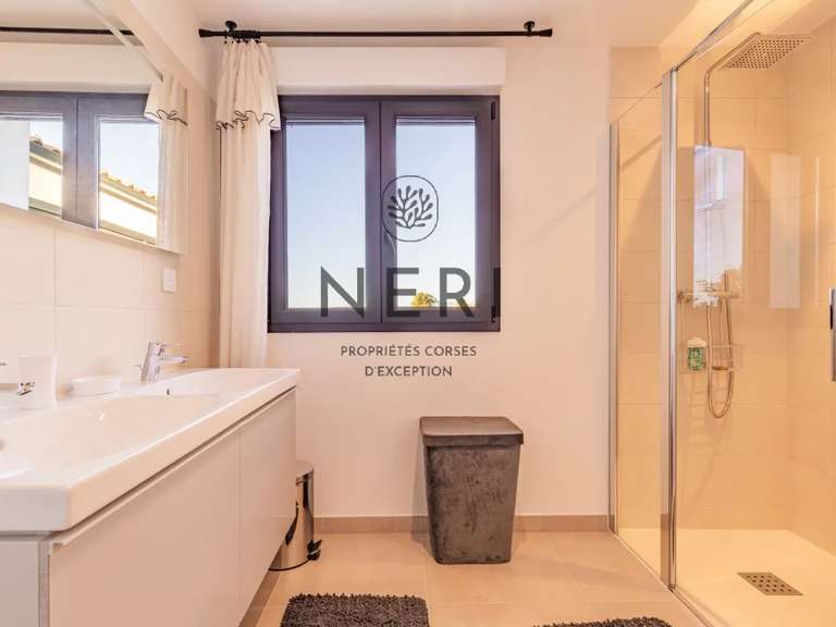 Villa Pietrosella - 5 chambres - 200m²