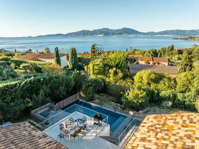 Villa Pietrosella - 5 chambres - 200m²