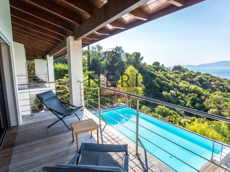 Villa Pietrosella - 4 chambres - 250m²