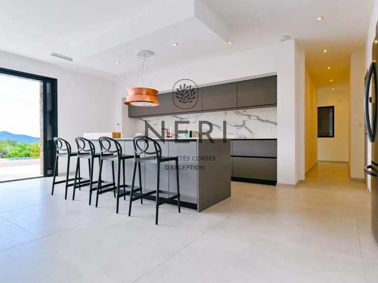 Villa Pietrosella - 5 chambres - 225m²