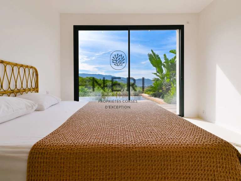 Villa Pietrosella - 5 chambres - 225m²