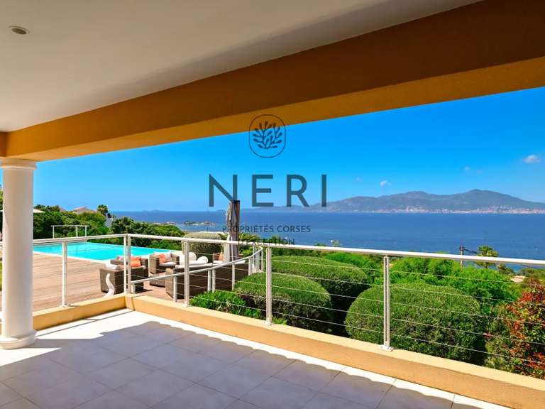 Villa Pietrosella - 8 chambres - 250m²