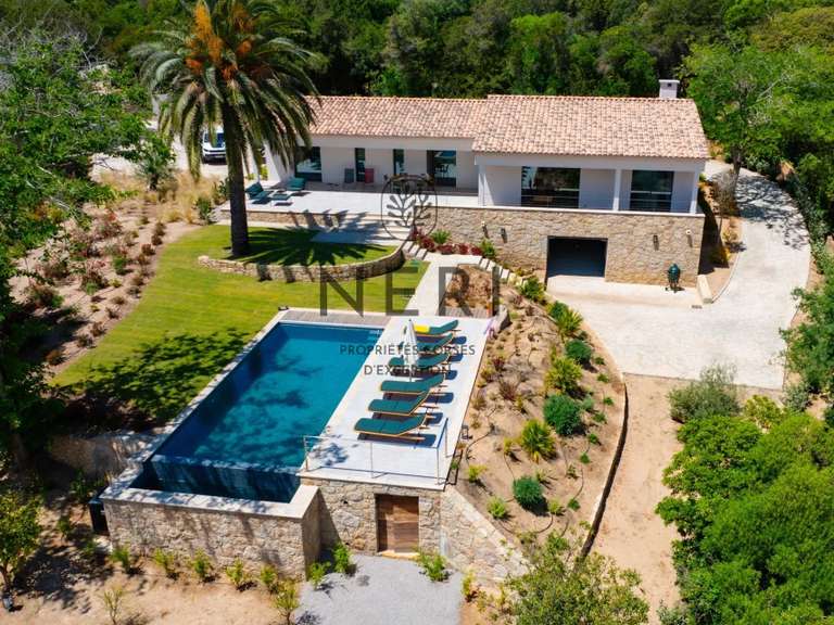 Villa Pietrosella - 4 chambres - 170m²