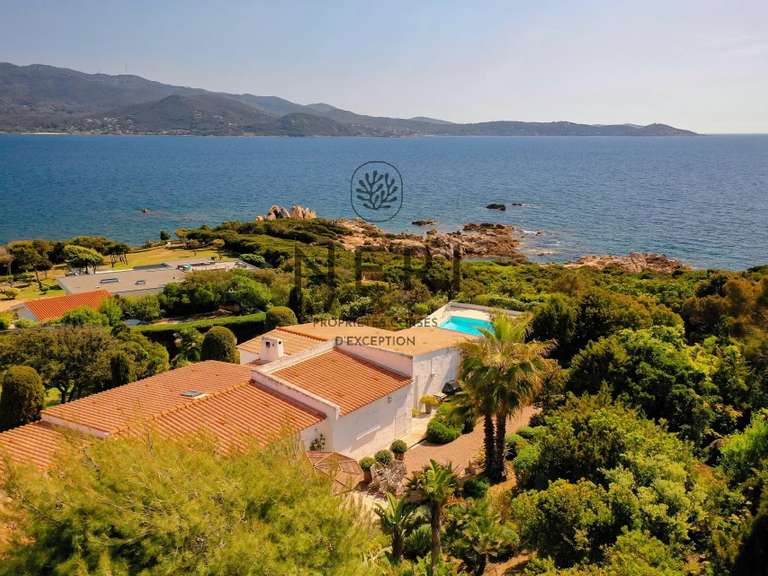 Villa Pietrosella - 5 chambres - 270m²