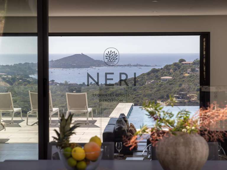 Villa Pietrosella - 5 chambres - 267m²