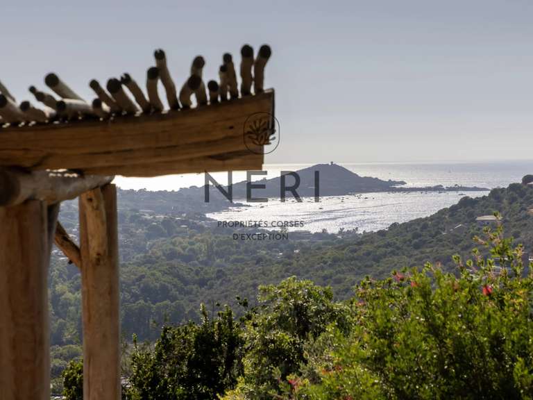 Villa Pietrosella - 5 chambres - 267m²