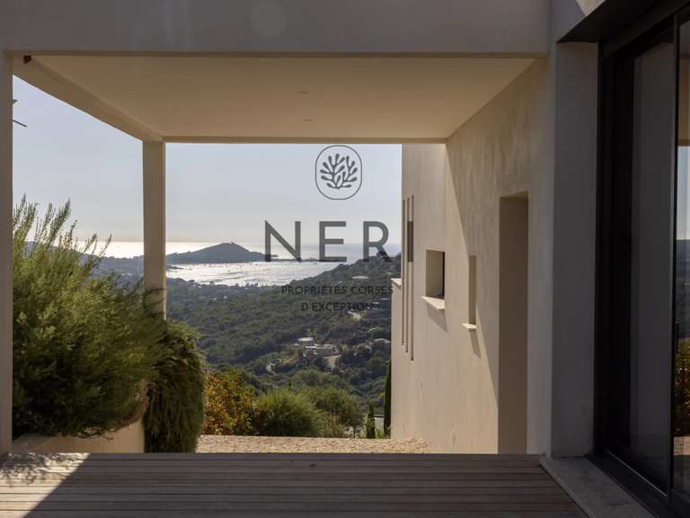 Villa Pietrosella - 5 chambres - 267m²