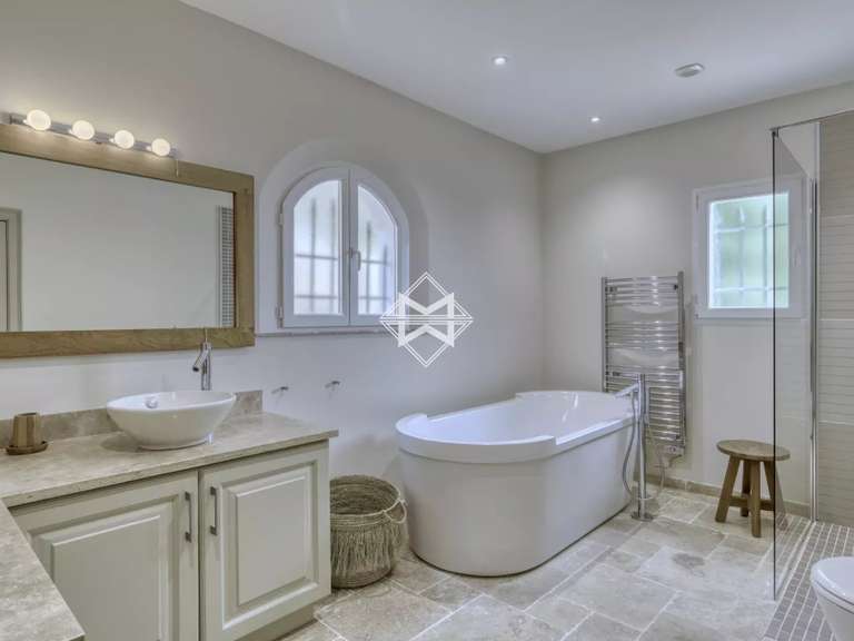 Villa La Croix-Valmer - 5 chambres - 254m²