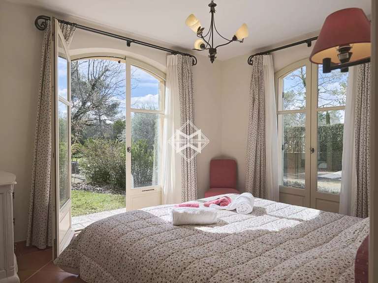 Villa Tourrettes - 4 chambres - 272m²