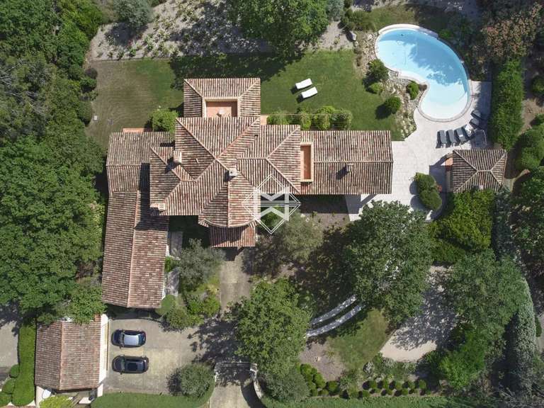 Villa Tourrettes - 4 chambres - 272m²