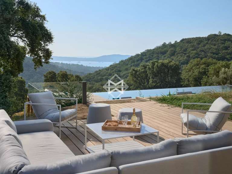 Villa Plan-de-la-Tour - 4 chambres - 490m²