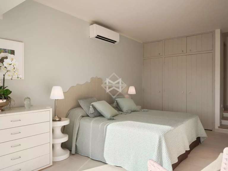 Villa La Croix-Valmer - 4 chambres - 220m²