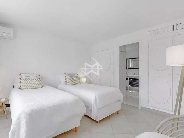 Villa Grimaud - 5 chambres - 350m²