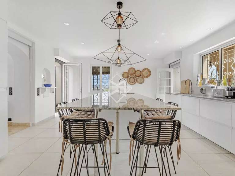 Villa Grimaud - 5 chambres - 350m²