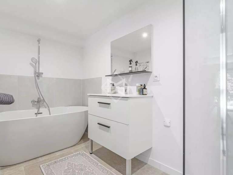 Villa Grimaud - 6 chambres - 360m²