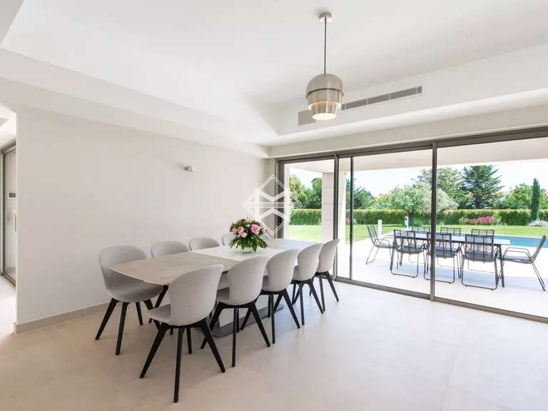 Villa avec Vue sur mer Cap-d-antibes - 7 chambres - 350m²