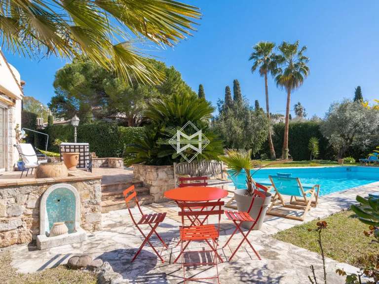 Villa avec Vue sur mer Cap-d-antibes - 5 chambres - 300m²