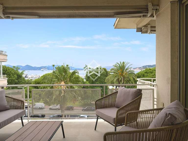 Appartement Cannes - 2 chambres - 96m²
