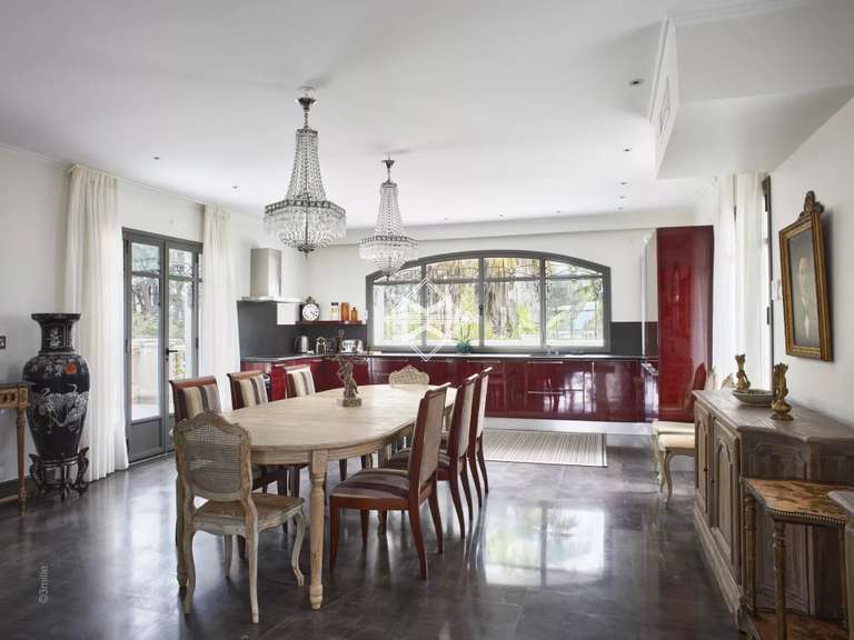Propriété Cap-d-antibes - 9 chambres - 800m²