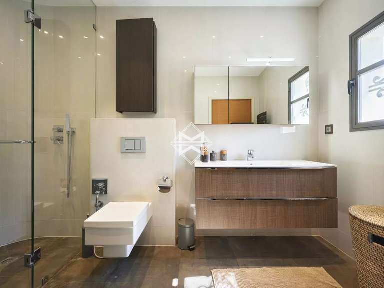 Propriété Cap-d-antibes - 9 chambres - 800m²