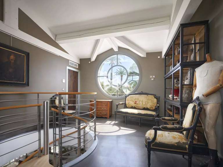 Propriété Cap-d-antibes - 9 chambres - 800m²