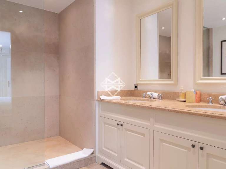 Villa Mougins - 5 chambres - 450m²