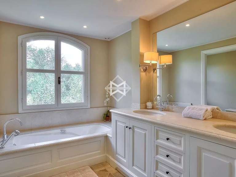 Villa Mougins - 5 chambres - 380m²
