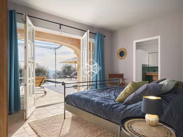 Maison Châteauneuf-Grasse - 6 chambres - 453m²