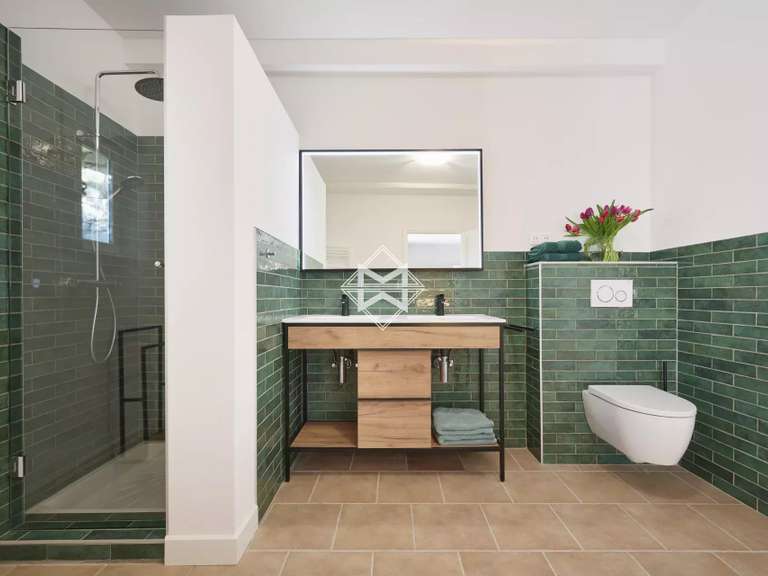 Maison Châteauneuf-Grasse - 6 chambres - 453m²