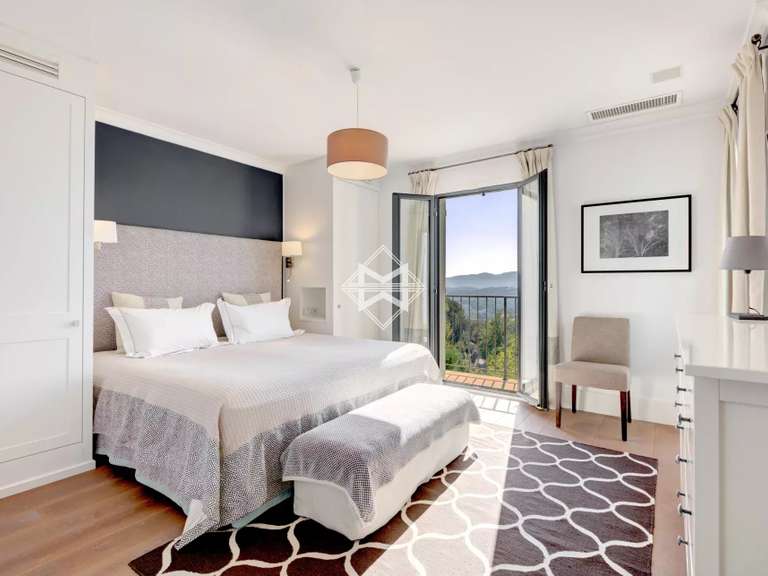 Villa Mouans-Sartoux - 7 chambres - 330m²