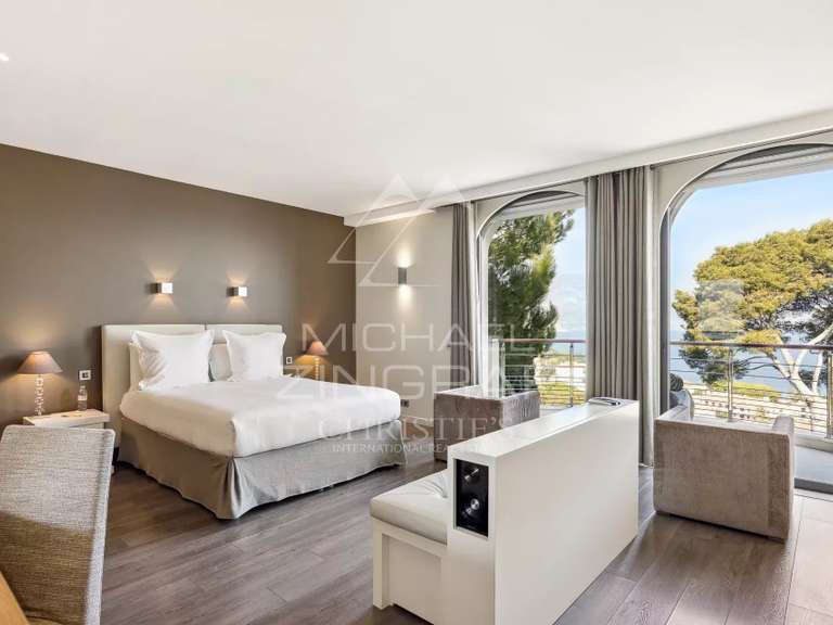 Villa Saint-Jean-Cap-Ferrat - 8 chambres - 1200m²