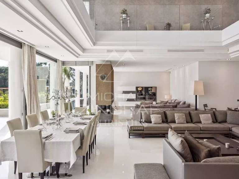 Villa Saint-Jean-Cap-Ferrat - 8 chambres - 1900m²