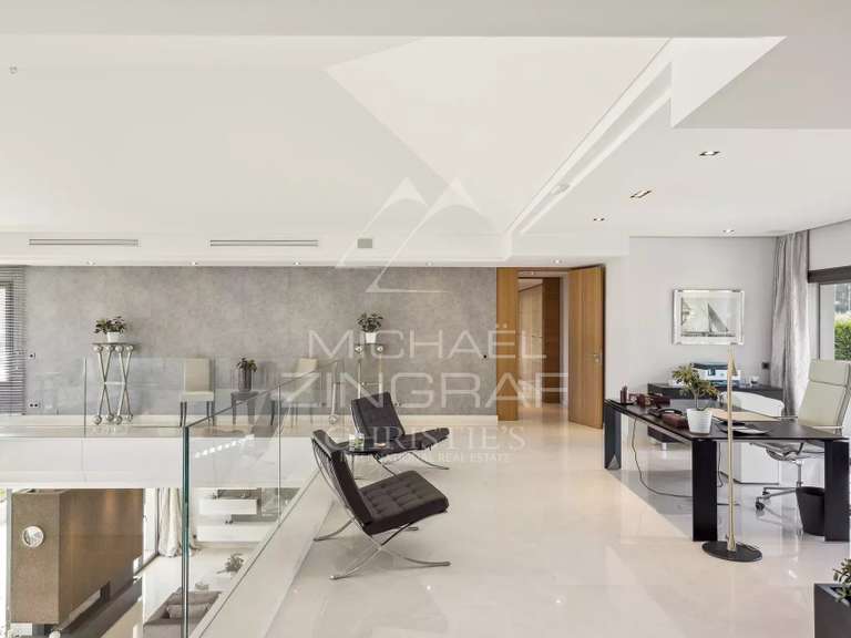Villa Saint-Jean-Cap-Ferrat - 8 chambres - 1900m²