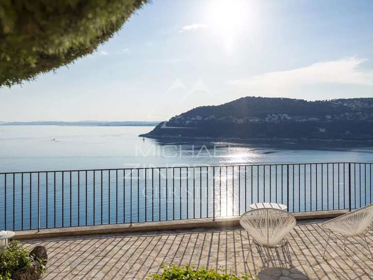 Villa Saint-Jean-Cap-Ferrat - 5 chambres - 450m²