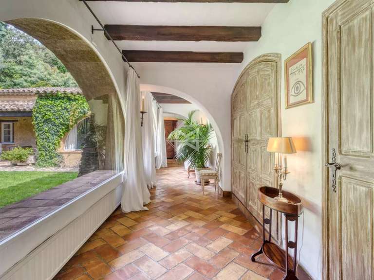 Villa Cogolin - 8 chambres - 550m²