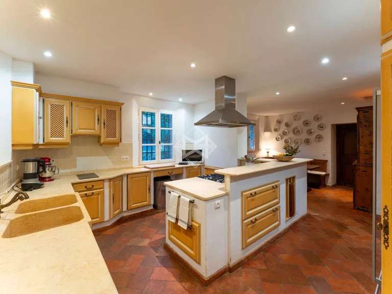 Villa Cogolin - 8 chambres - 550m²
