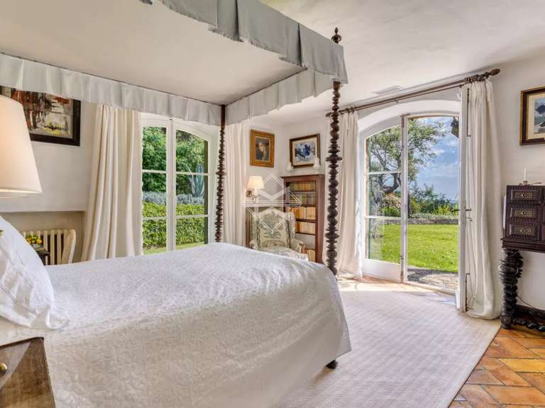 Villa Cogolin - 8 chambres - 550m²